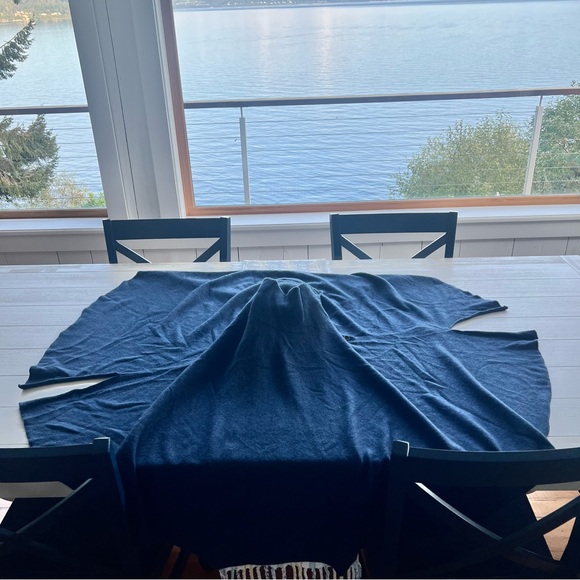 100% Cashmere! White + Warren - Picture 6 of 8